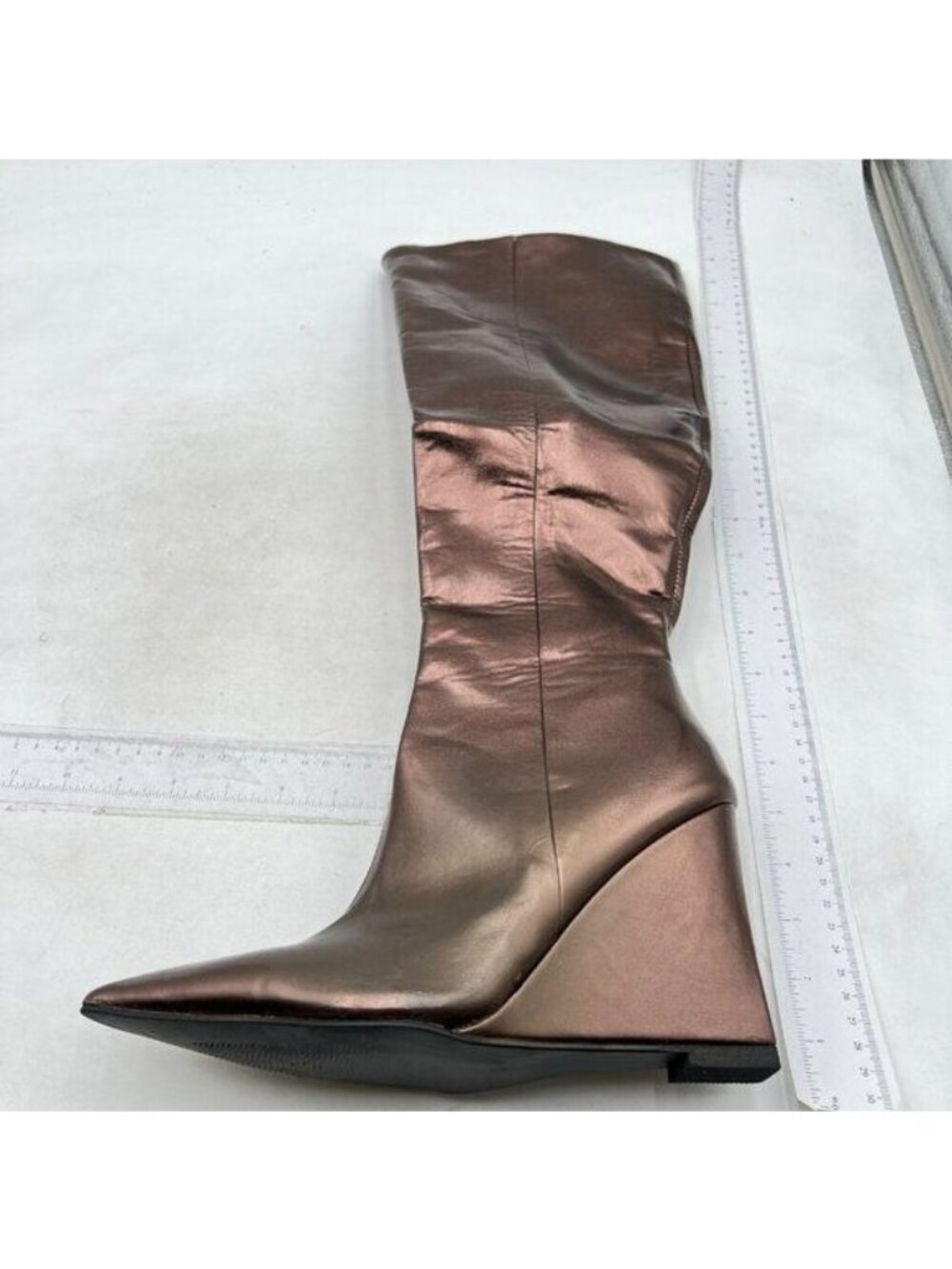 Women‘s Pointed Toe Knee High Boot Wedge Metallic High Heel Thigh High Boot Gold